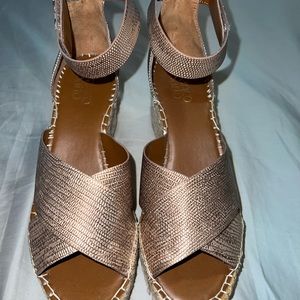 *New* Franco Sarto-Rose Gold Wedges size 8.5